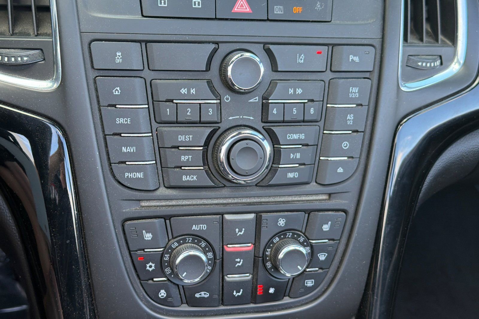 Used 2016 Buick Cascada Premium image 20