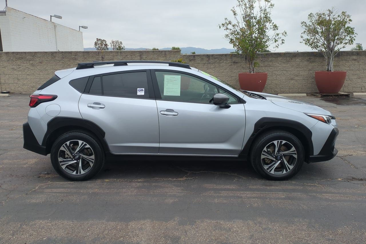 Used 2024 Subaru Crosstrek 2.0i Premium AWD/4WD image 5