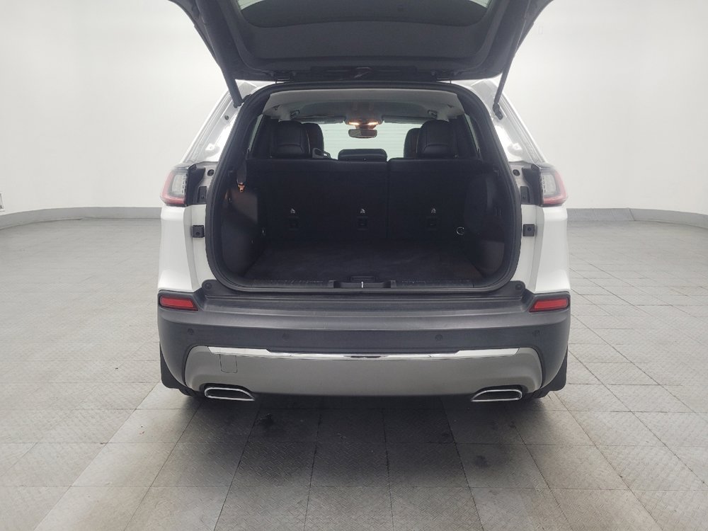 Used 2019 Jeep Cherokee Limited w/ Technology Group FWD image 29