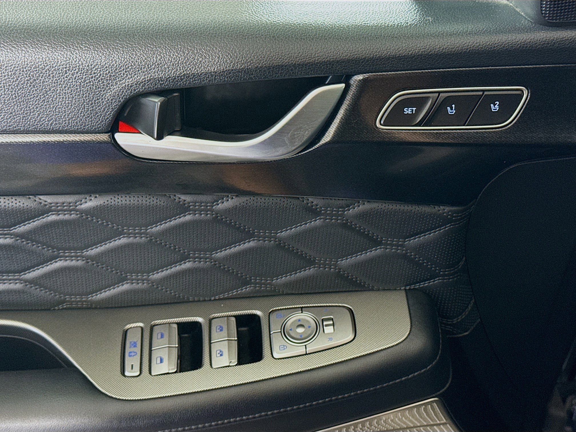 Used 2022 Hyundai Palisade Calligraphy image 24