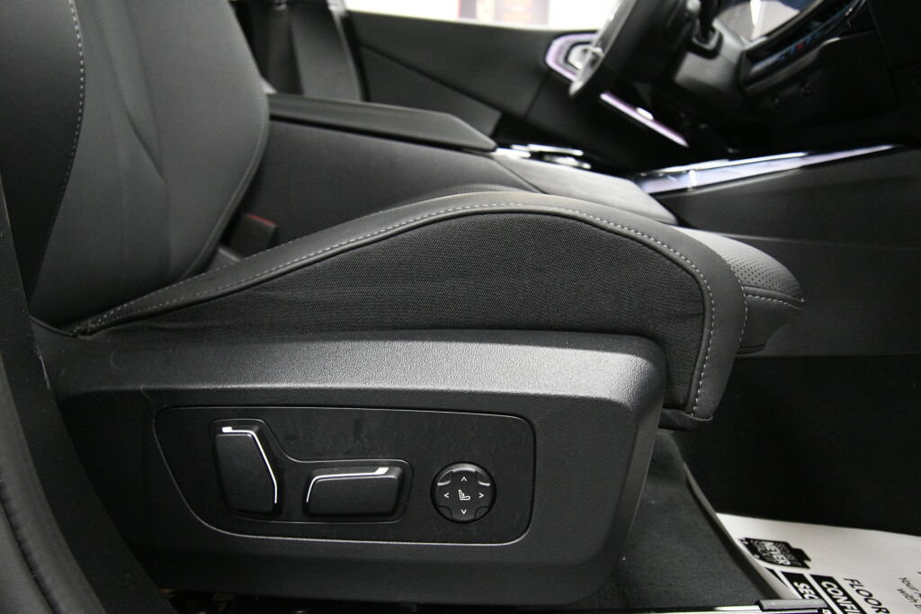 Used 2026 BMW X3 xDrive30i AWD/4WD image 30