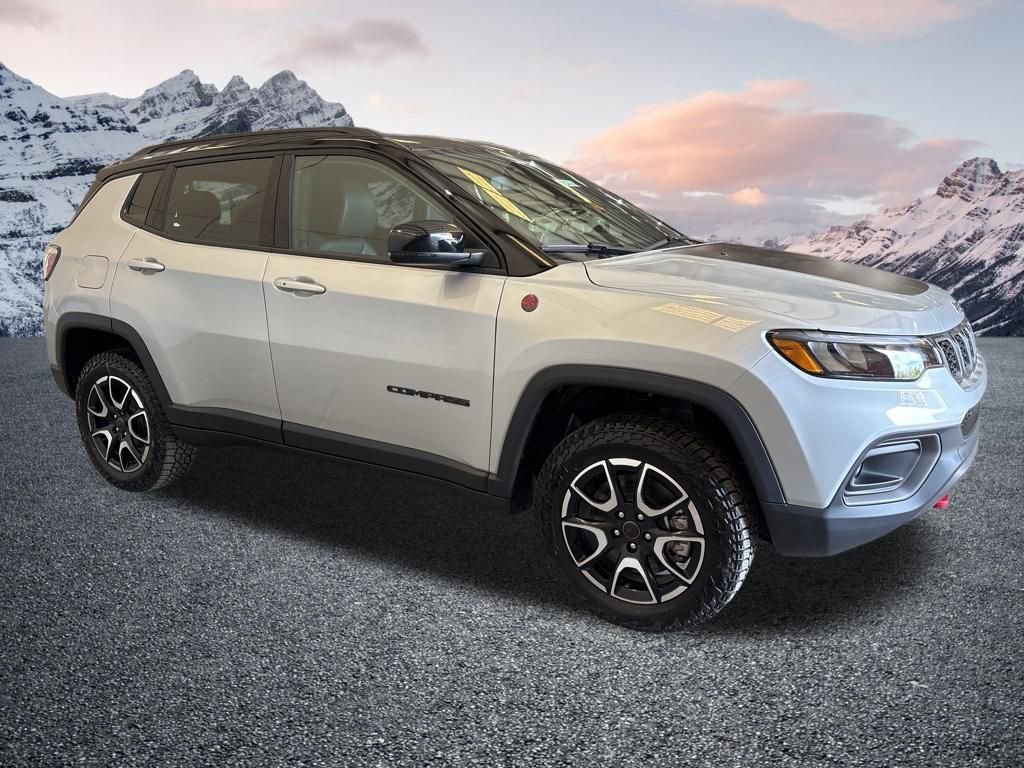 New 2026 Jeep Compass Trailhawk w/ Sun, Sound & Navigation Group AWD/4WD image 7