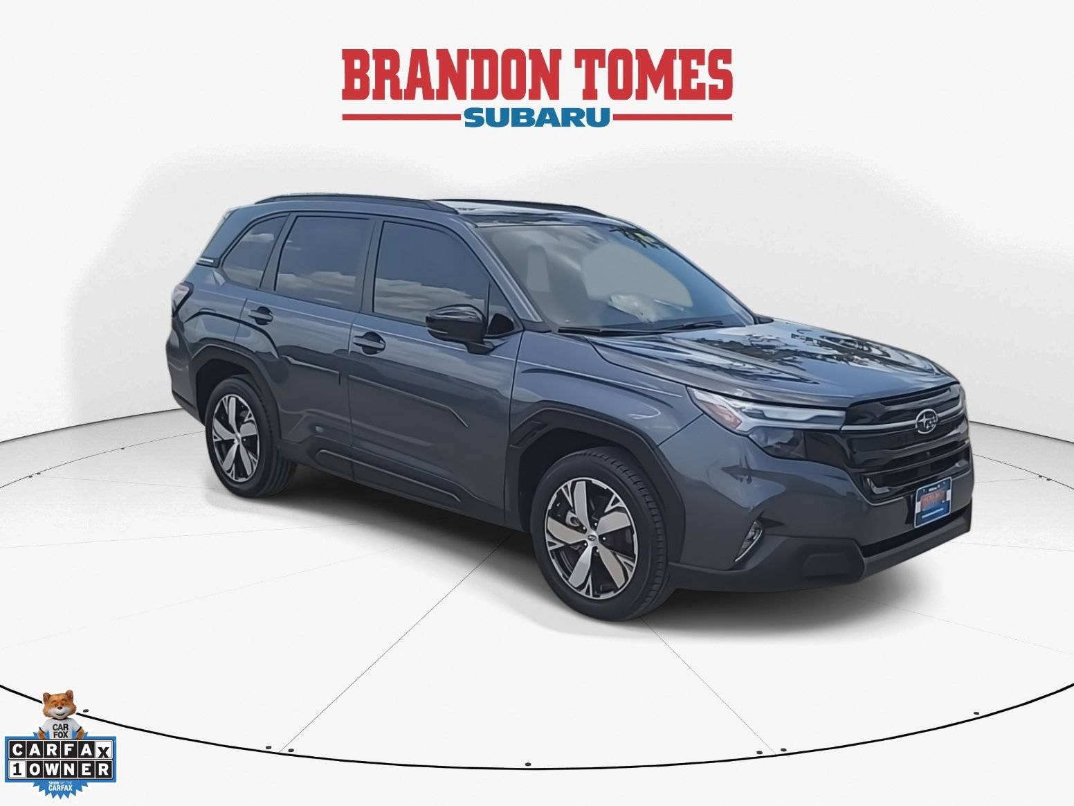 Used 2025 Subaru Forester Touring AWD/4WD image 2