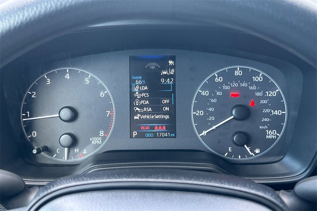 Certified 2025 Toyota Corolla LE image 24