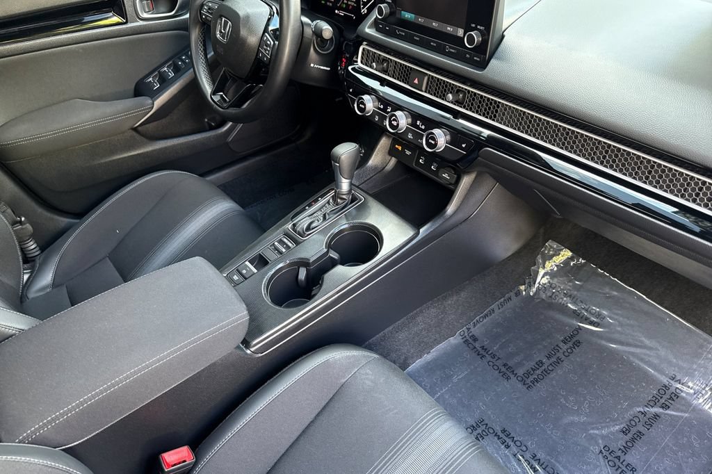 Certified 2025 Honda Civic Sport image 13