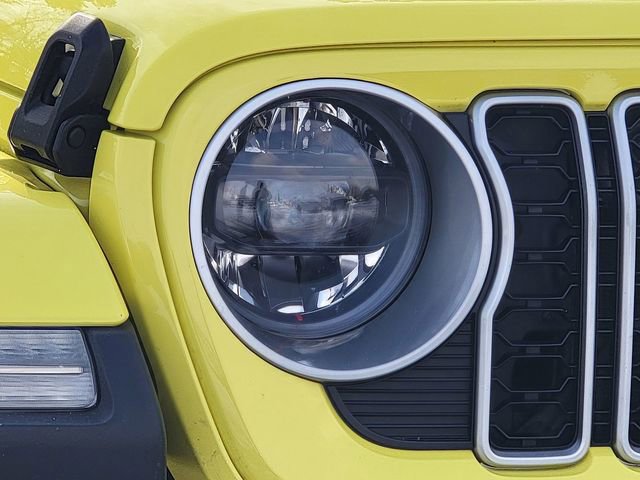Certified 2024 Jeep Wrangler Sahara w/ Safety Group image 16
