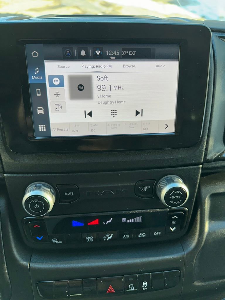 Used 2023 RAM ProMaster 2500 image 16