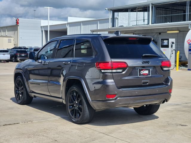 Used 2020 Jeep Grand Cherokee Altitude RWD image 5