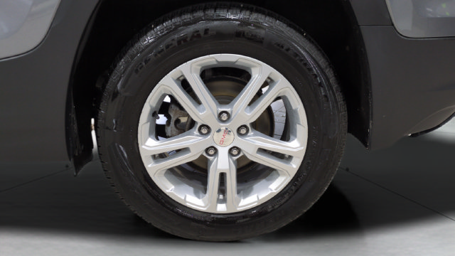Used 2021 GMC Terrain SLE w/ Driver Convenience Package AWD/4WD image 26