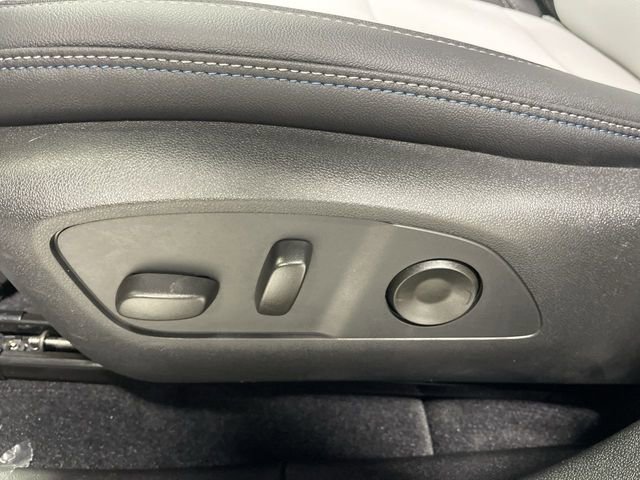 New 2026 Chevrolet Equinox EV LT AWD/4WD image 12