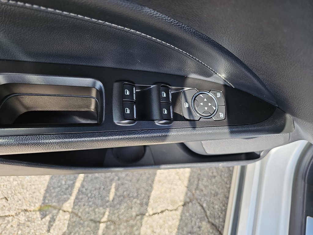 Used 2019 Ford Fusion Titanium image 26