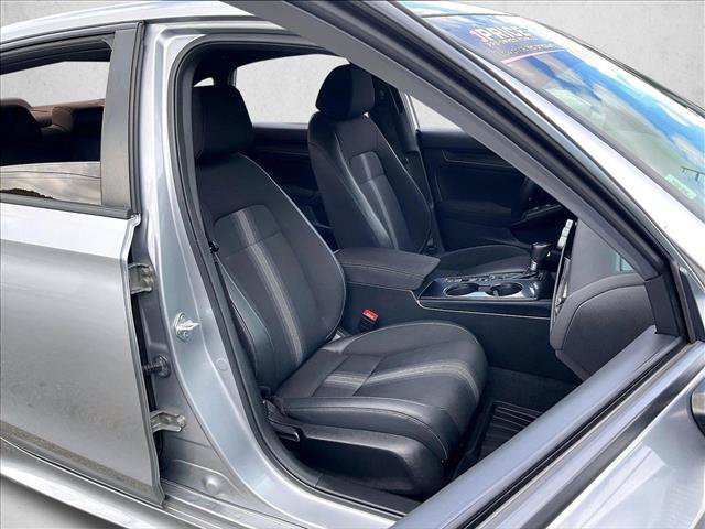 Used 2022 Honda Civic Sport image 8