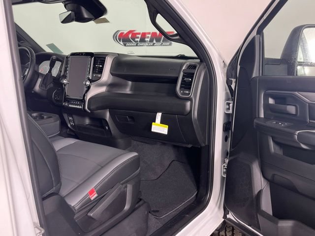 New 2026 RAM 3500 Tradesman AWD/4WD image 24