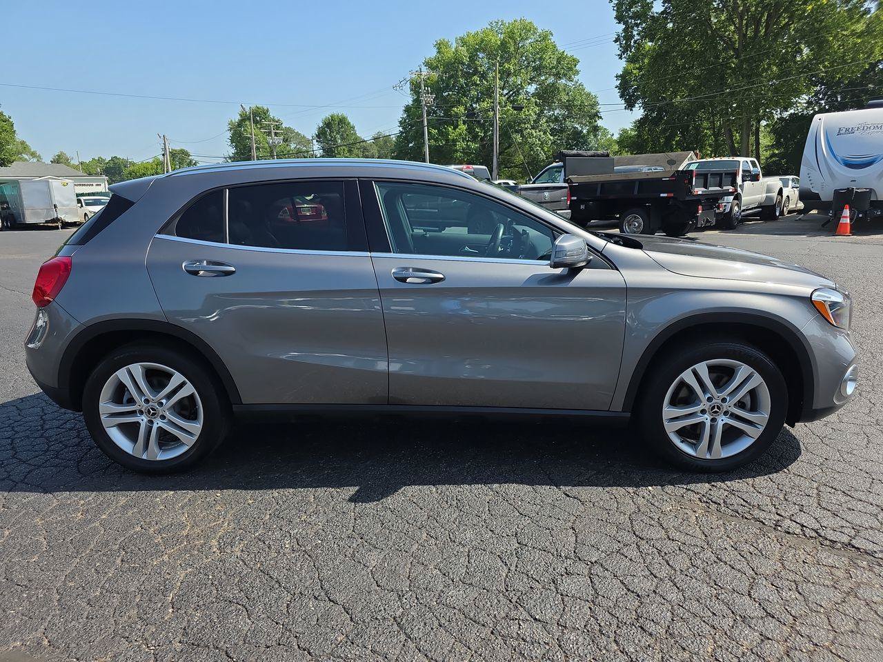 Used 2018 Mercedes-Benz GLA 250 4MATIC image 21