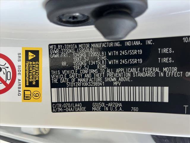 Used 2019 Toyota Highlander Limited FWD image 26