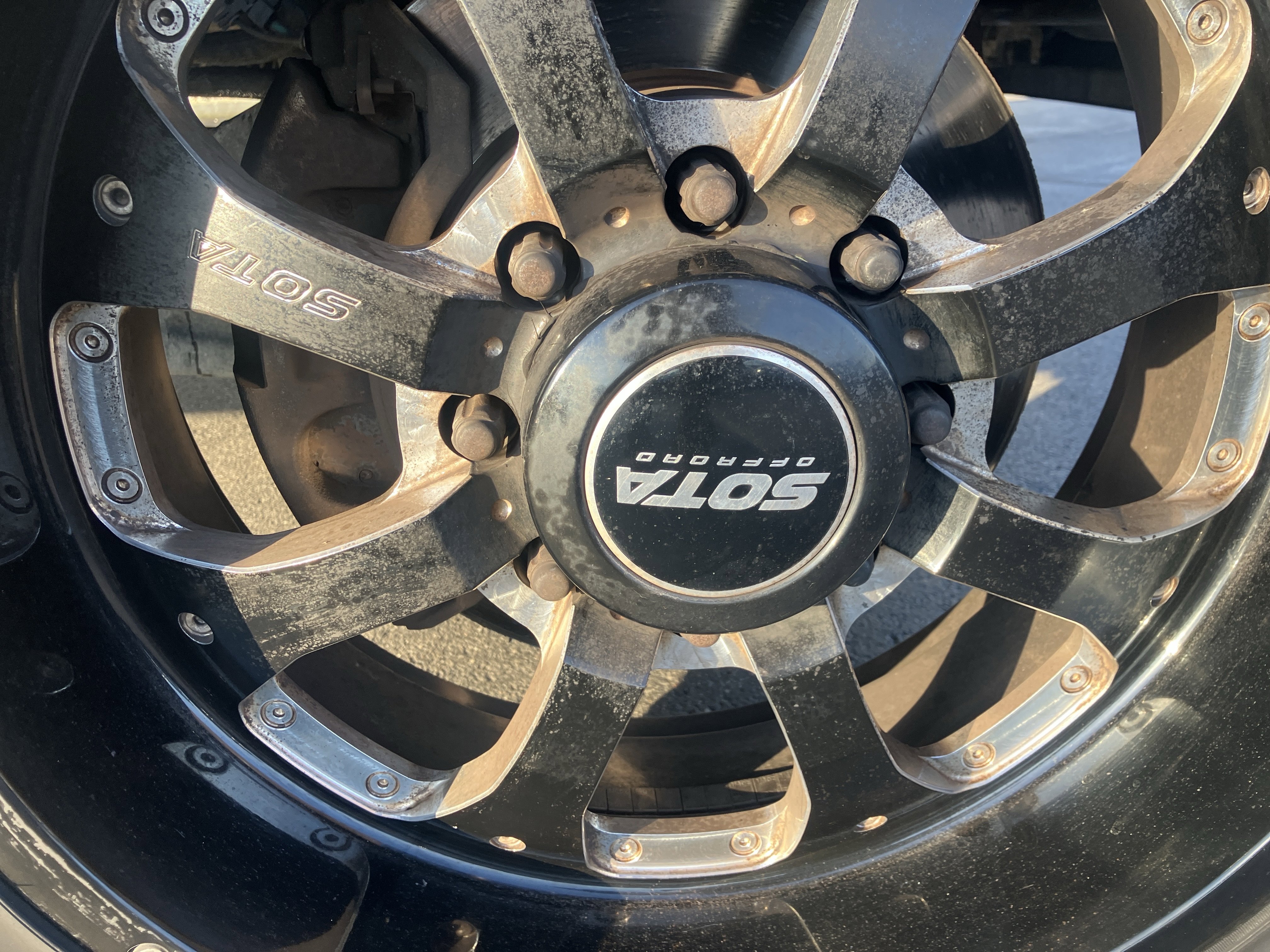 Used 2018 RAM 2500 Laramie AWD/4WD image 9