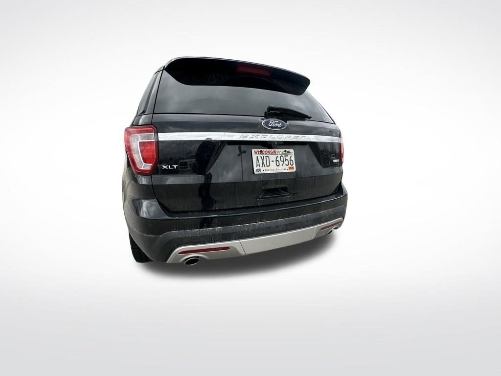 Used 2016 Ford Explorer XLT w/ Equipment Group 202A image 14