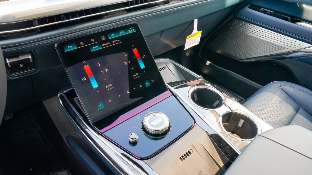 New 2025 Cadillac Escalade IQ Luxury 2 image 33