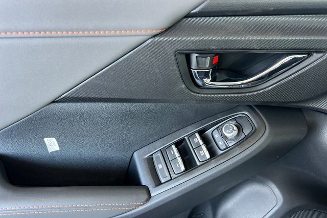 Used 2025 Subaru Crosstrek 2.5i Limited w/ Crosstrek Mirror Package image 9