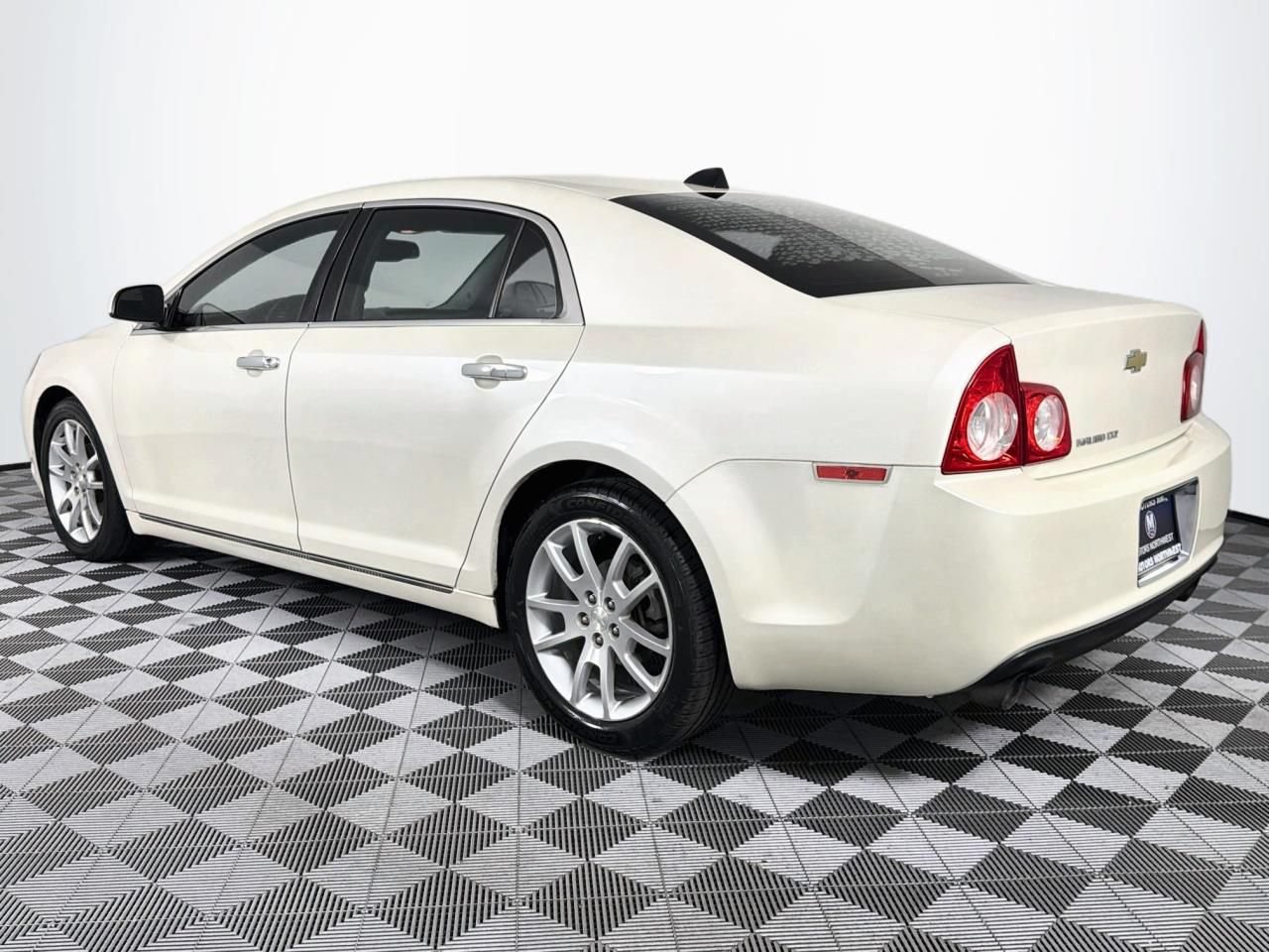 Used 2012 Chevrolet Malibu LTZ FWD image 8