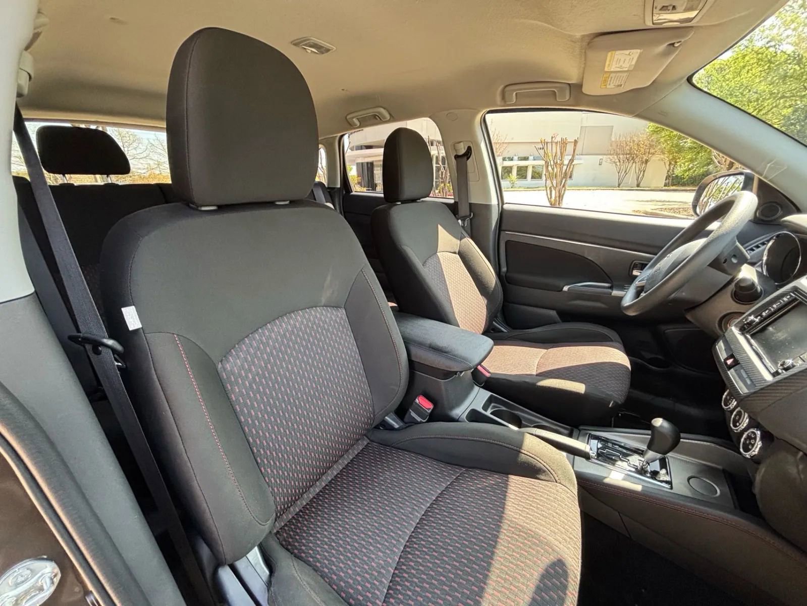 Used 2018 Mitsubishi Outlander Sport ES FWD image 17