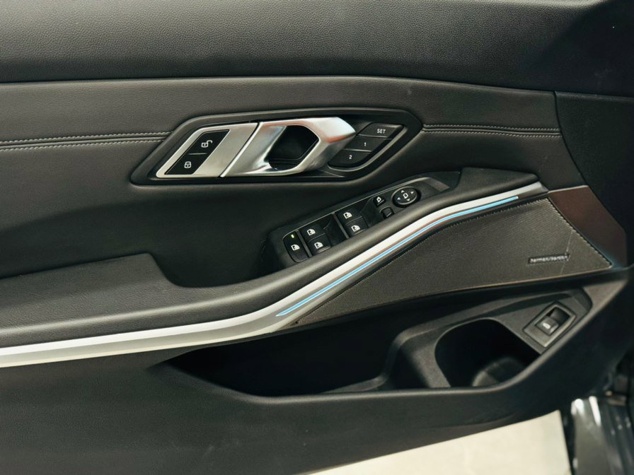 Used 2023 BMW M3 Competition w/ Executive Package image 13