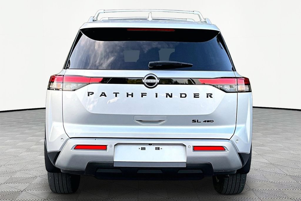 Used 2023 Nissan Pathfinder SL w/ Black Appearance Package AWD/4WD image 7