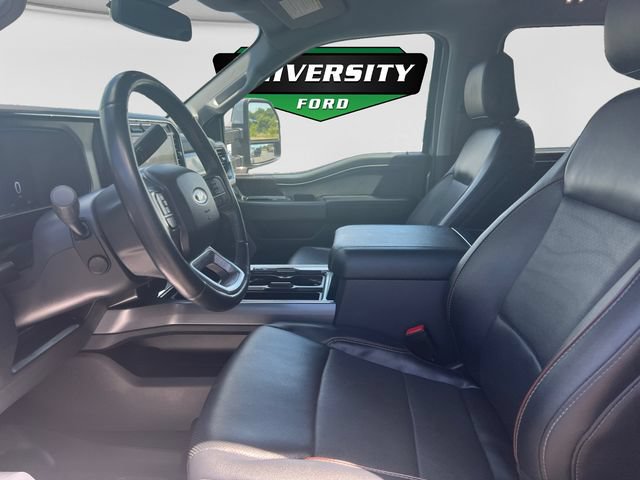 Used 2023 Ford F250 Lariat w/ Sport Appearance Package AWD/4WD image 30