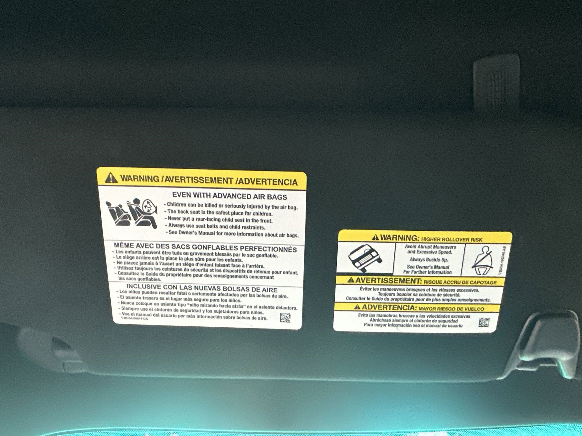 Used 2016 Ford Explorer XLT w/ Equipment Group 202A image 16