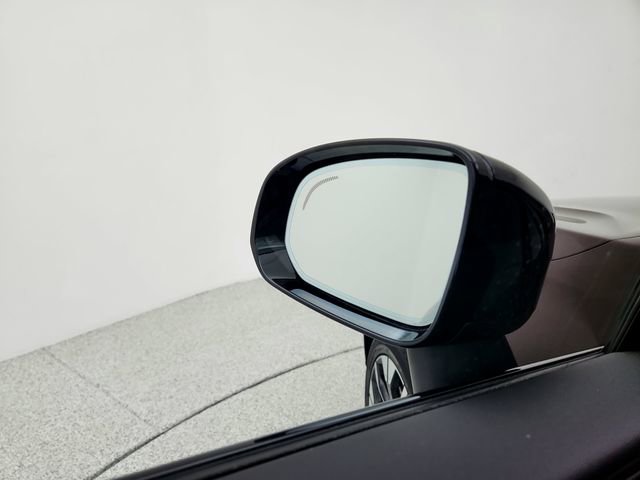 New 2026 Volvo XC60 B5 Plus w/ Climate Package image 19
