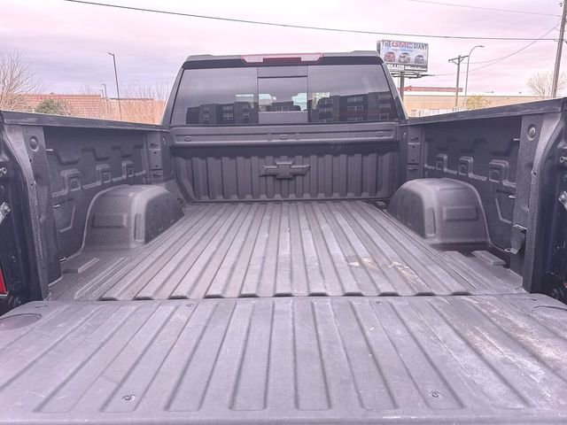 Used 2025 Chevrolet Silverado 1500 LTZ image 26