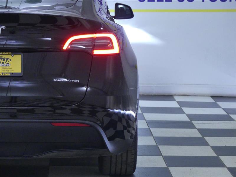 Used 2023 Tesla Model Y Long Range image 29