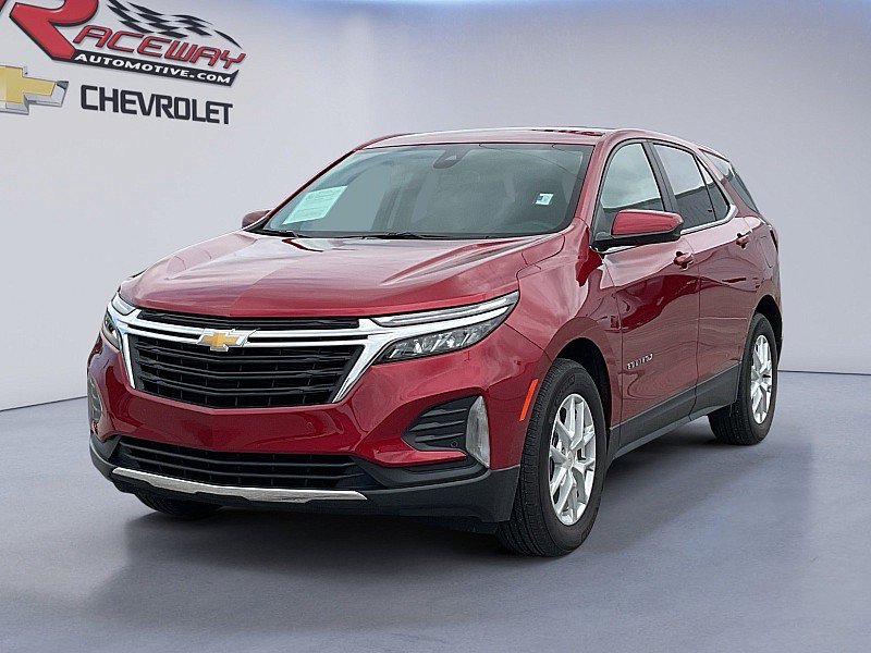 Used 2024 Chevrolet Equinox LT w/ LPO, Floor Liner Package FWD image 1