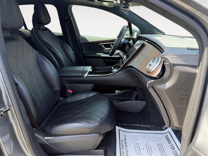 Used 2023 Mercedes-Benz EQE 500 4MATIC SUV image 18