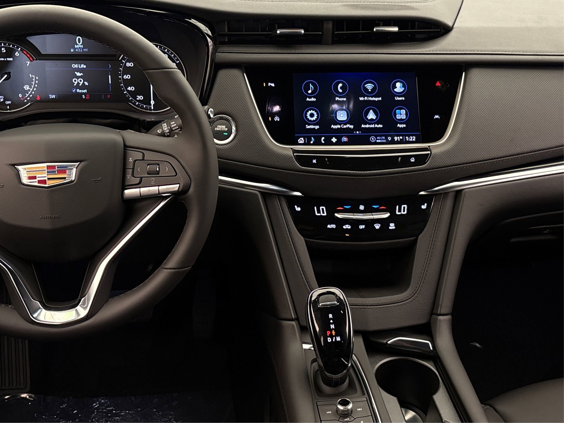 New 2025 Cadillac XT6 Luxury image 16