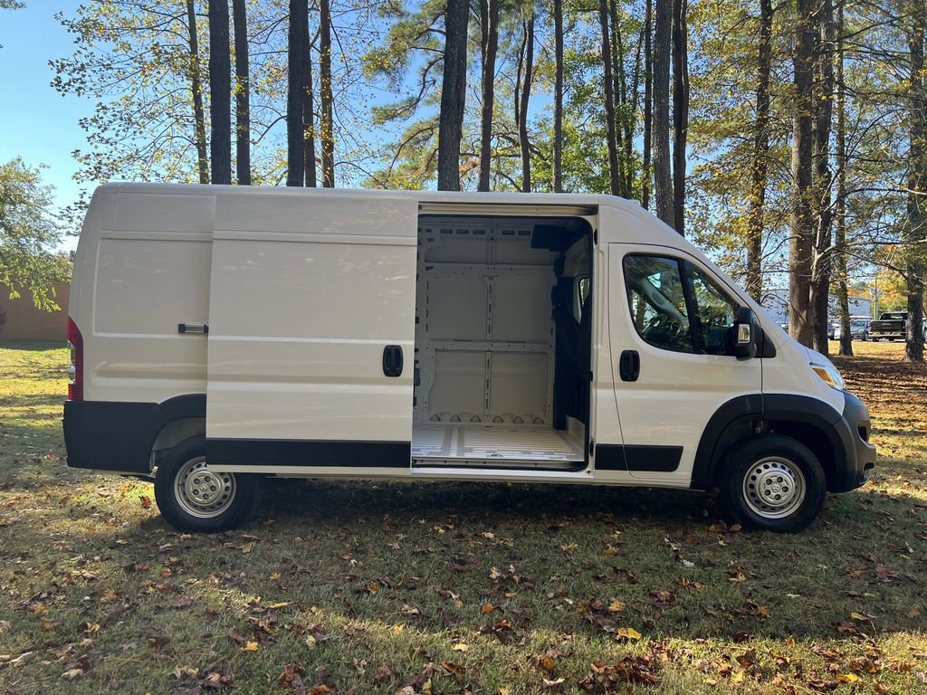 New 2026 RAM ProMaster 2500 w/ Premium Convenience Group image 3