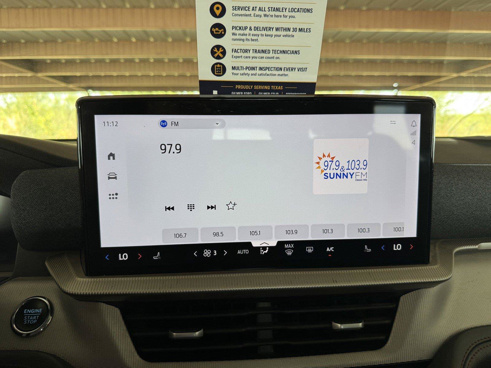 Used 2025 Ford Explorer Active RWD image 16