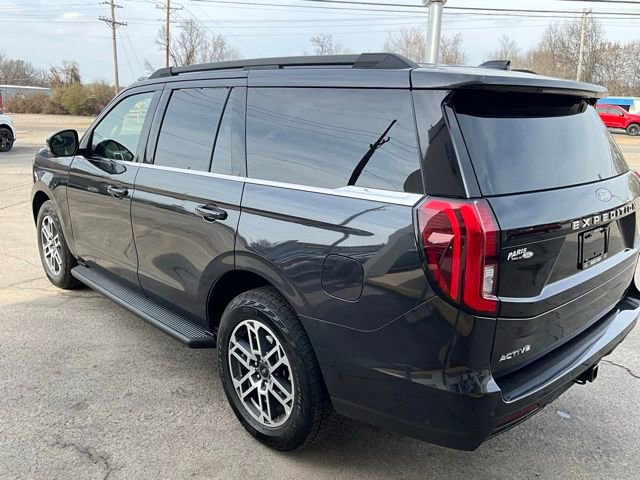 Used 2025 Ford Expedition Active image 11