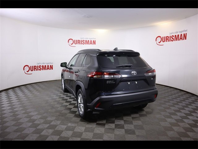 Used 2026 Toyota Corolla Cross LE image 13
