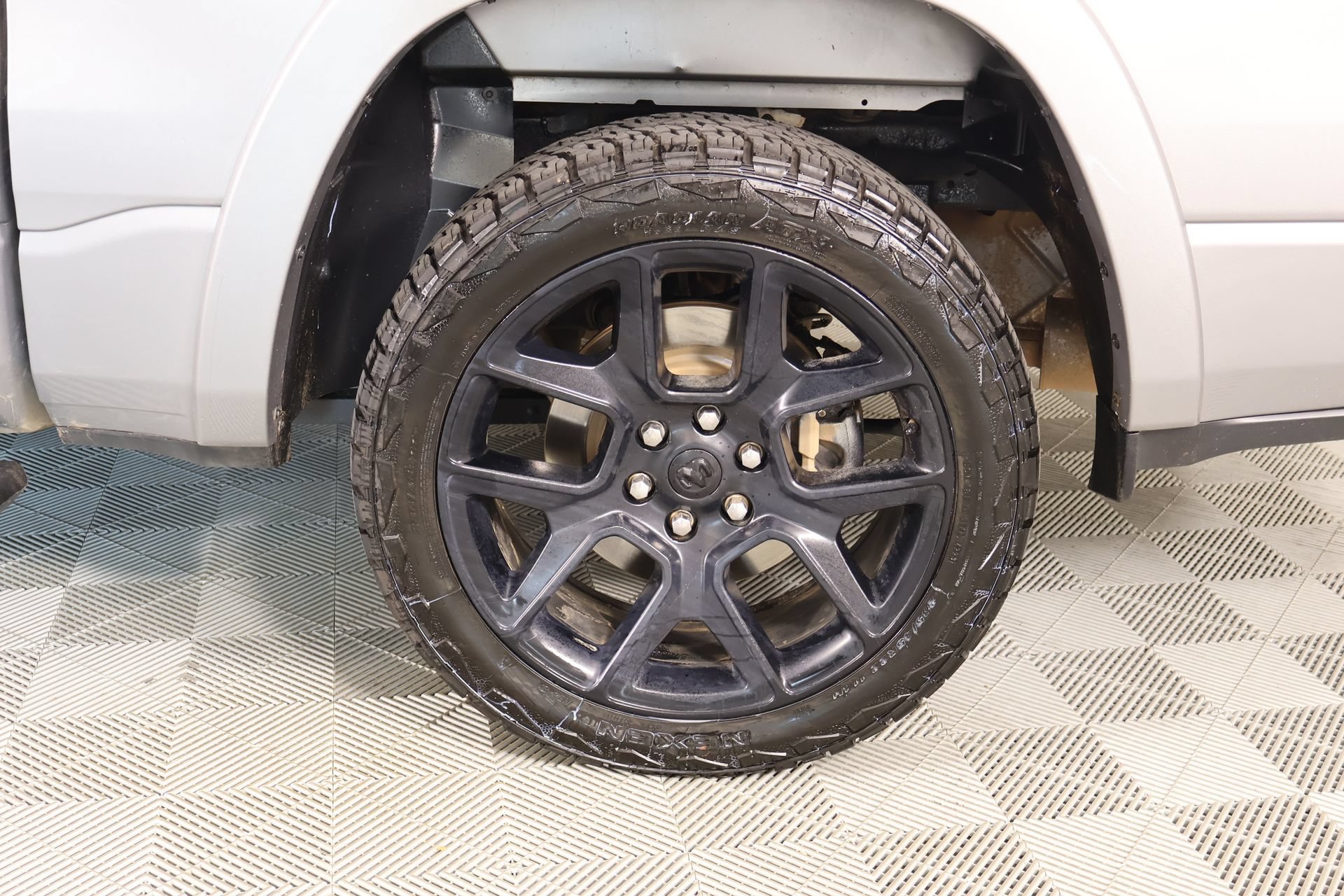 Used 2022 RAM 1500 Laramie AWD/4WD image 19