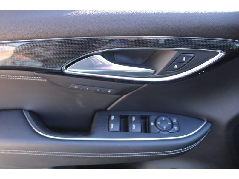 Used 2023 Buick Envision Essence w/ Sport Touring Package image 18