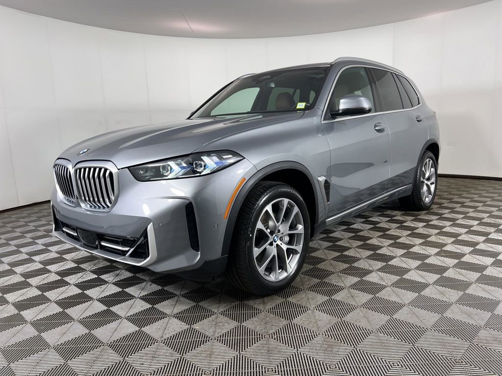 Certified 2025 BMW X5 xDrive40i w/ Premium Package image 13