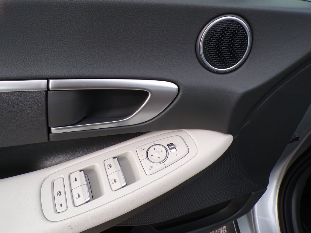 New 2026 Hyundai Sonata SE FWD image 21