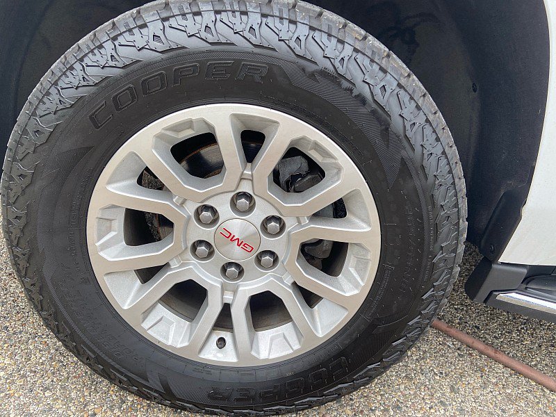 Used 2019 GMC Yukon SLT AWD/4WD image 31