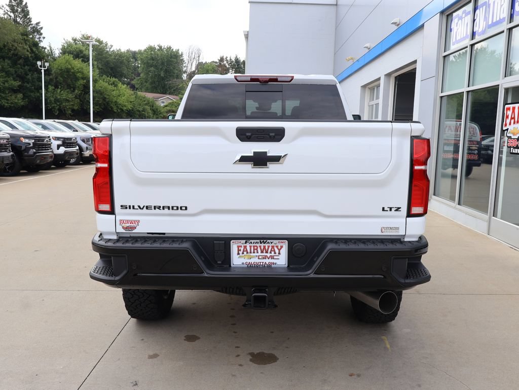 New 2026 Chevrolet Silverado 3500 LTZ w/ LTZ Plus Package AWD/4WD image 9