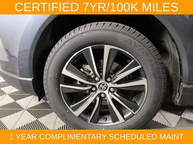 Used 2024 Toyota Venza LE AWD/4WD image 27
