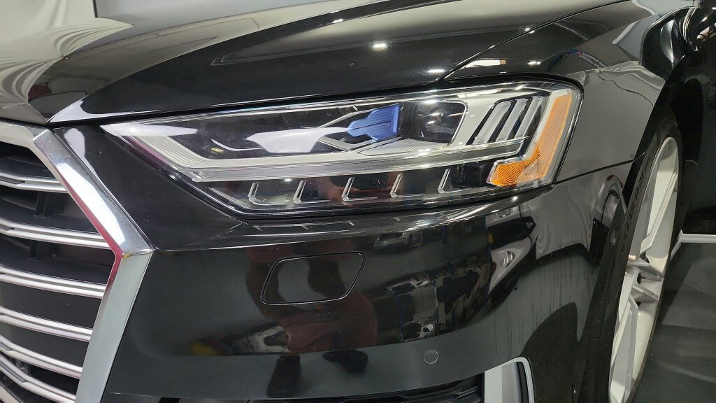Used 2020 Audi S8 L w/ S8 Executive Package AWD/4WD image 24