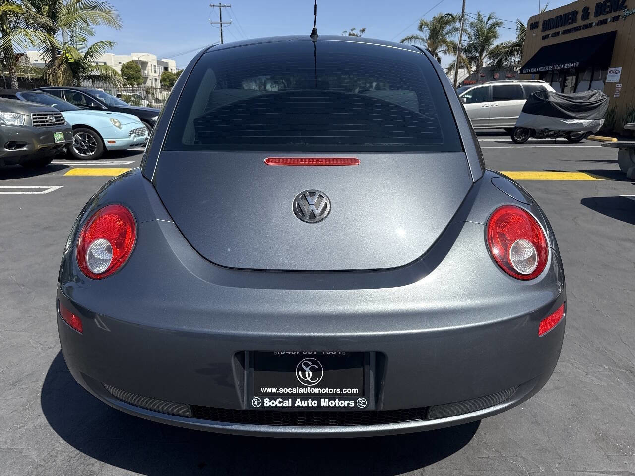 Used 2007 Volkswagen Beetle Coupe w/ Package 1 image 4