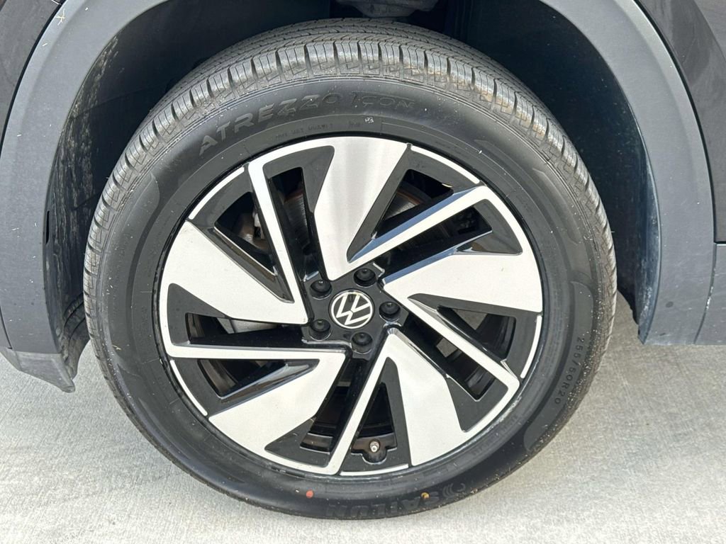 Used 2024 Volkswagen Atlas SE FWD image 8