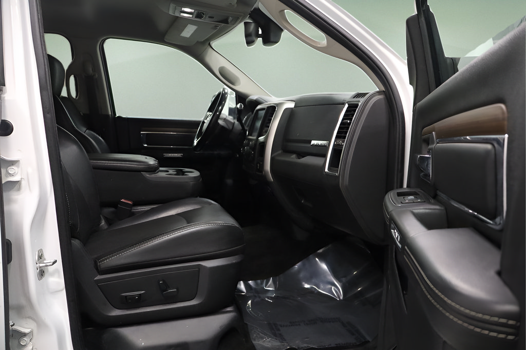 Used 2016 RAM 2500 Laramie AWD/4WD image 15